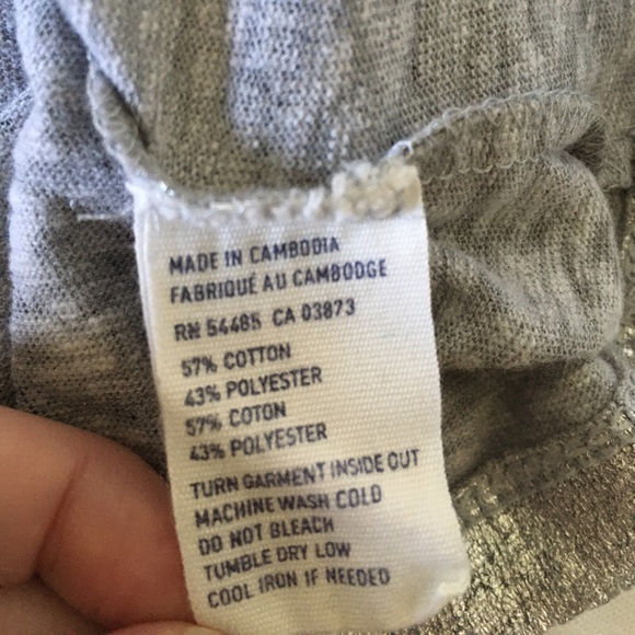 American Eagle Silver Sparkly Metallic Favorite T - Picture 7 of 7